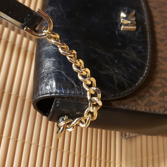 Sold Michael Kors Crossbody Logo MK Brown and Black Purse - Picture 5 of 15